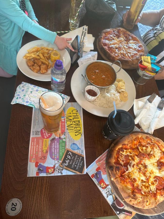 Angie'S Caravan At Seawick 호텔 Saint Osyth 외부 사진