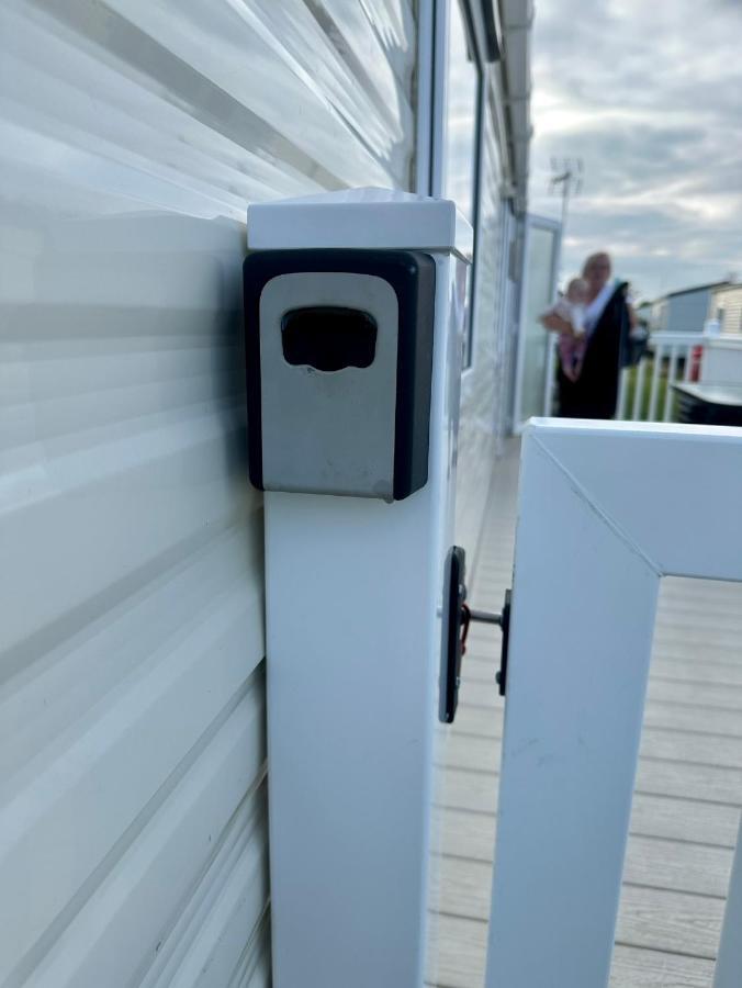 Angie'S Caravan At Seawick 호텔 Saint Osyth 외부 사진